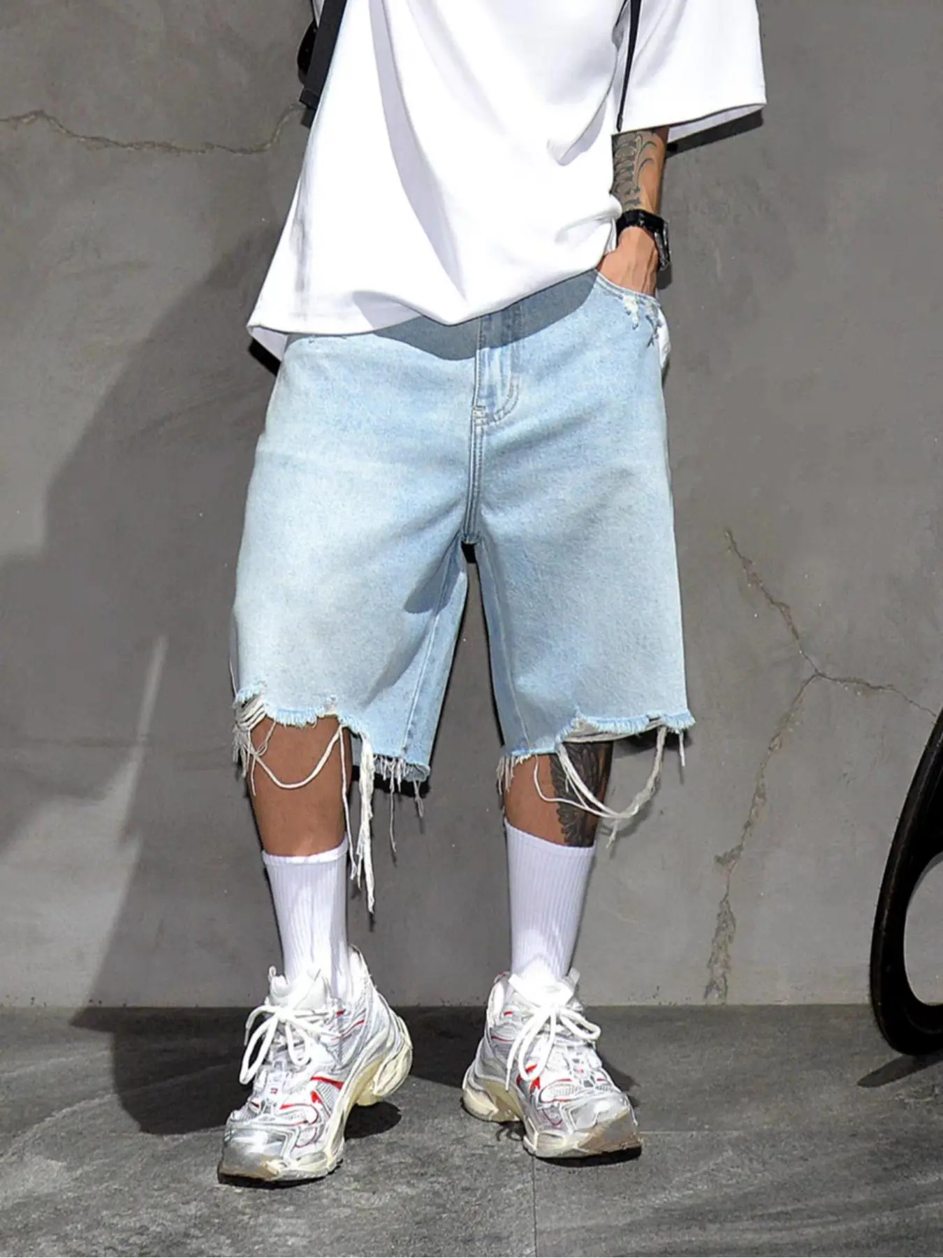 Men's Solid Color Ripped Denim Flat Front Shorts Styled Jorts, Loose Casual Fashion Comfy Shorts for Daily Outdoor Wear, Mens Bottoms for All Seasons