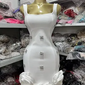 Vestido Bandage de verano para mujer, 5 colores, sin mangas, cuello cuadrado, apliques de flores de cristal, dobladillo, Mini vestidos ajustados, ropa de fiesta de calle alta