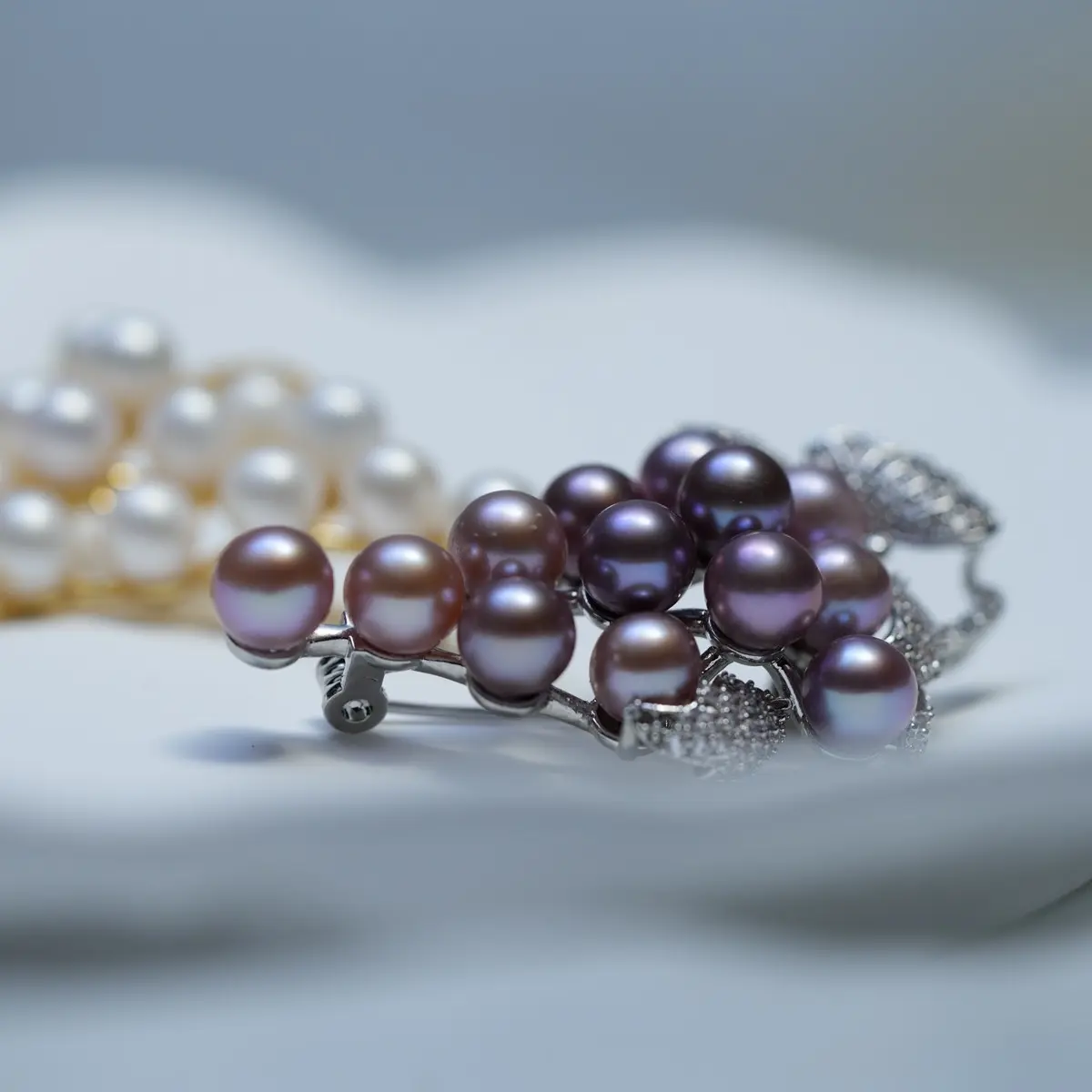 Handmade Cultured Freshwater Pearl Brooch/Pendant - Round and Clustered Pearls - Daily Matching Jewelry Accessories - Christmas Gifts - Customized