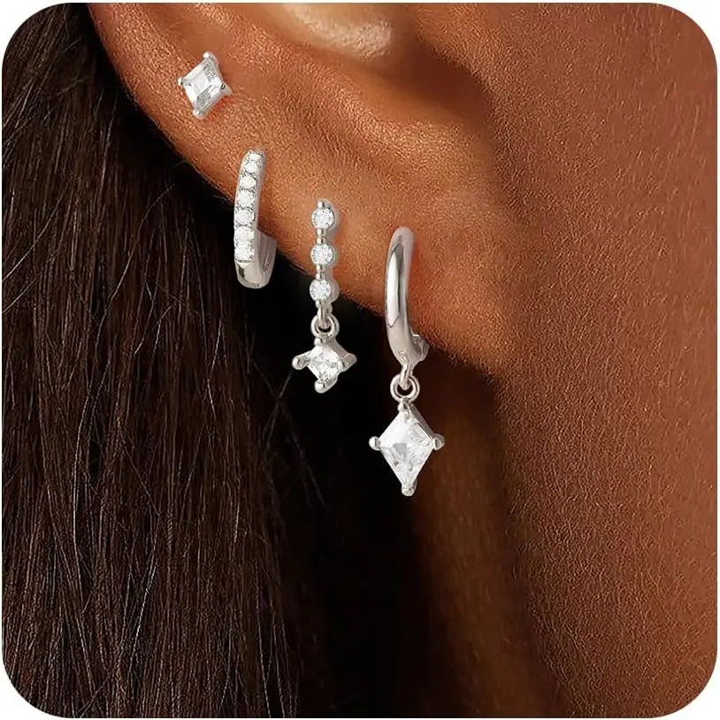 C-Huggie Earrings-Sliver