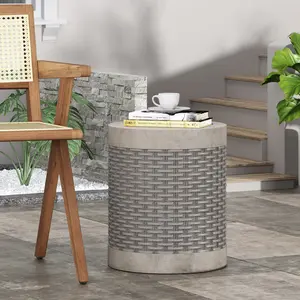 Christopher Knight Home ®   Outdoor Lightweight End Table Round Concrete Outdoor Side Table    RR