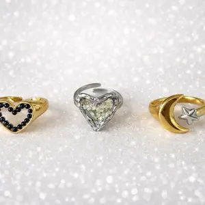 Adjustable Size Reveal Your Sparkle Ring