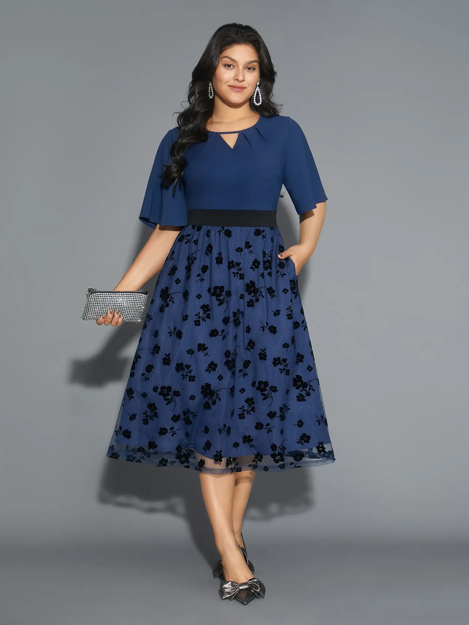green emerald velvet dress BloomChic Women's Plus Size Velvet Celestial Embroidery Shirred Maxi Dress DarkBlue Solid Maxi Party Embroidered 10/M