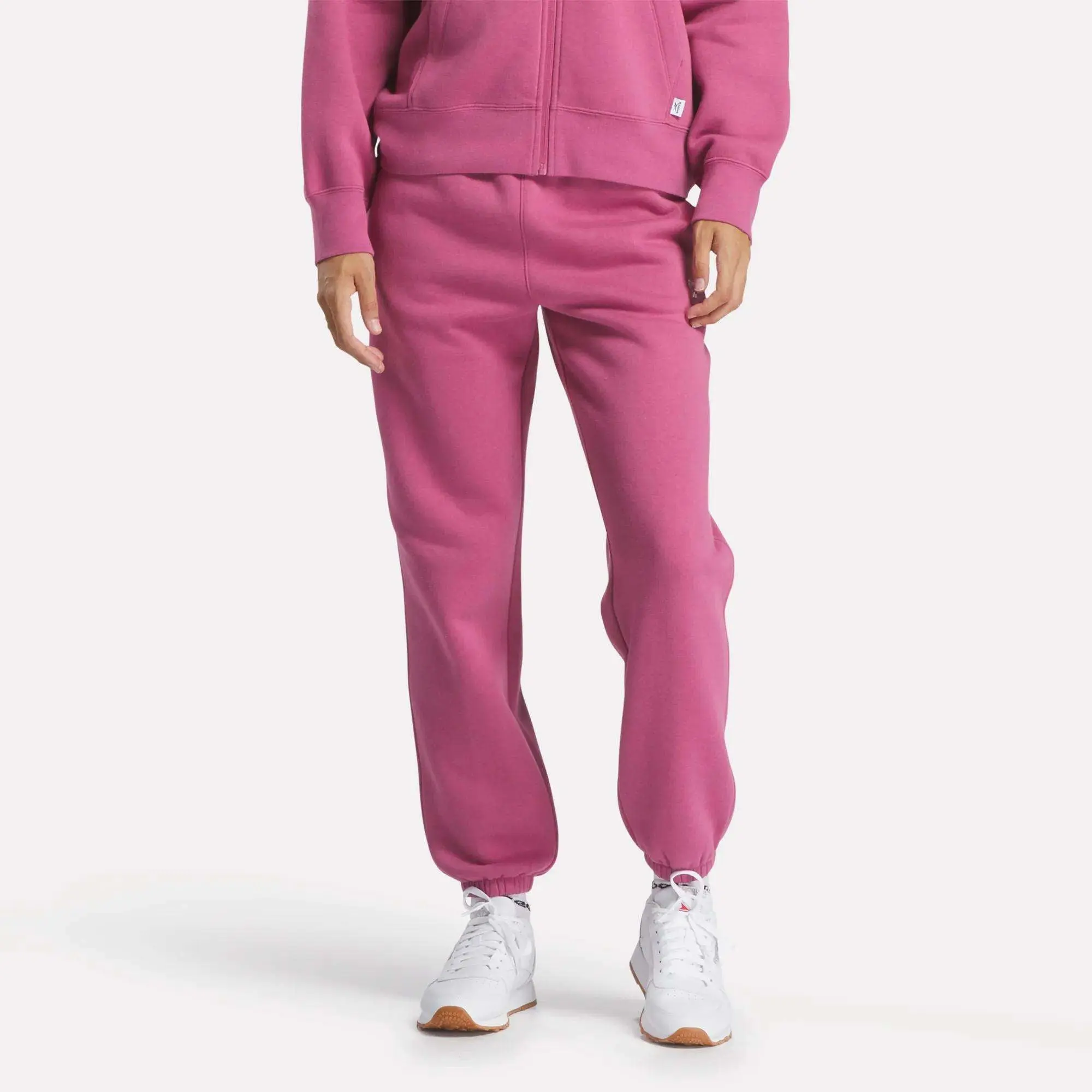 Reebok Women's Medium Vector Sweatpants
