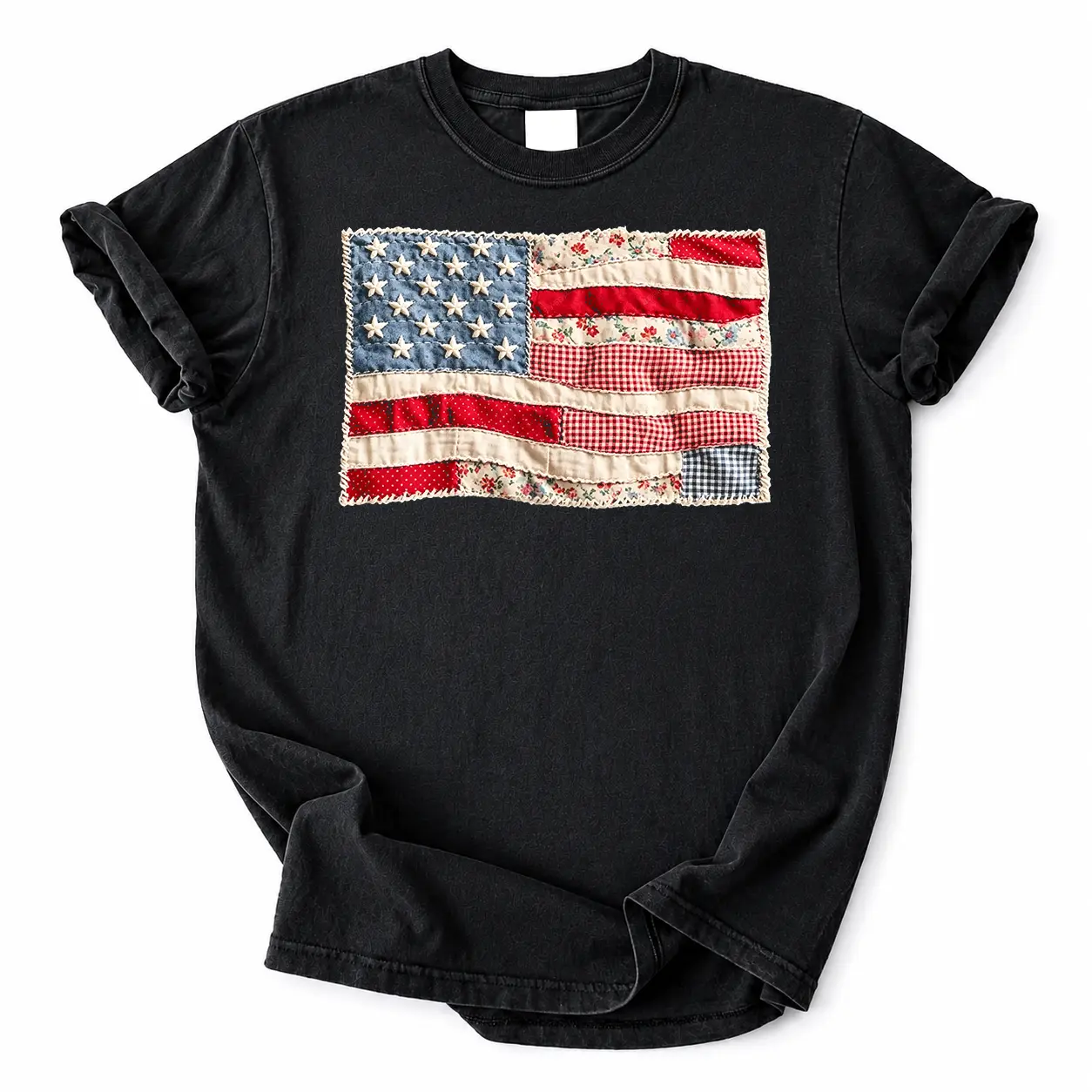 Patchwork Floral Gingham USA Flag Vintage Graphic T Shirts Women, Trendy Graphic Soft Cotton Retro-Print Unisex T-Shirt, Country Quilt Style American Flag Print Tee,Unisex Suitable For Daily Wear With Short Sleeves for all seasons.