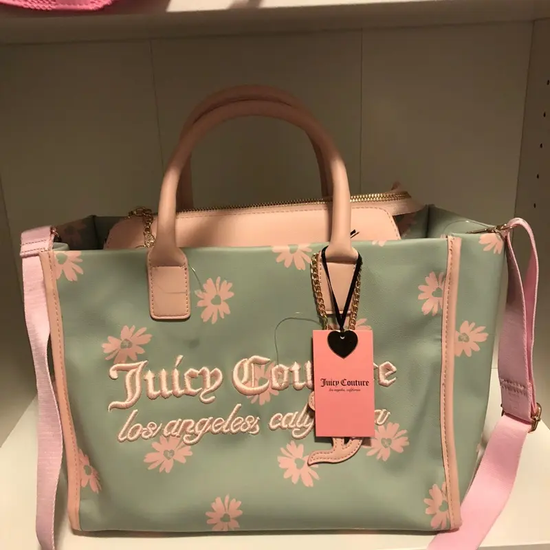 Daisy-Designed Accessory for Juicy Tote Bag