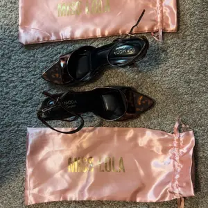 review image 0