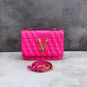 Pre-owned VERSACE Leather Shoulder Bags 7.8'' R3709 Shoulder Bag C1893452501 0410 T5 Betsy