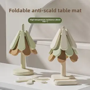 Original Design Christmas Tree Silicone Coasters, Heat Resistant Cup Mats, Placemats, Pot Holders for Home