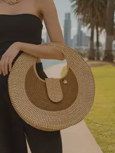 Eclipse Vegan Purse - Handmade with Palm Leaves - Unique and Original Design