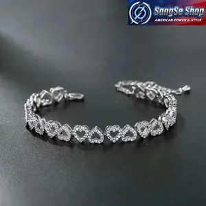 2026 Trend Women’s Dainty Heart Charm Adjustable Bracelet, Luxury-Inspired Crystal Rhinestone Sparkle Jewelry, Stackable Light Luxury Wrist Accessory for Daily Wear, Party, Wedding, Gift, Streetwear