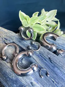 1 Piece Solid G23 Titanium Circular Barbell Internally Threaded Horseshoe Ring/Hoop - Gauges 12g (2mm) thru 2g (6mm)