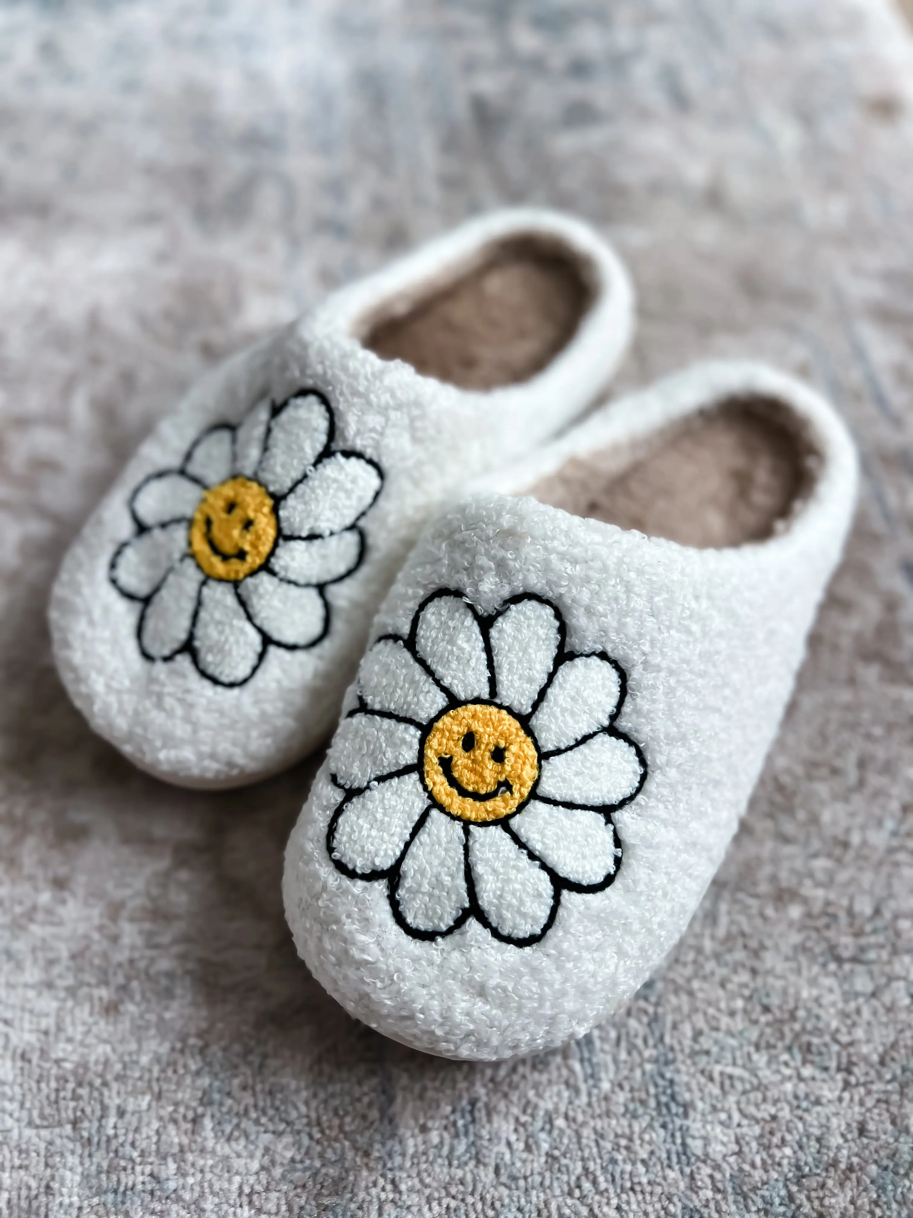 Daisy Happy Face Slippers