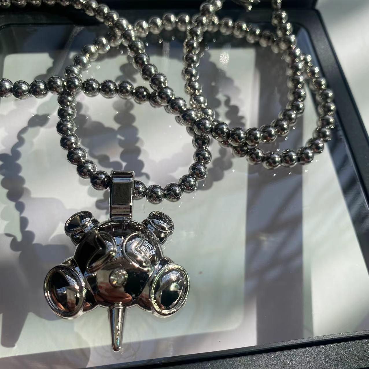 Fashion Four-corner Ball Pendant Necklace Personality Hip Hop Trend Niche Necklace Fine Jewelry Gifts for Men and Women