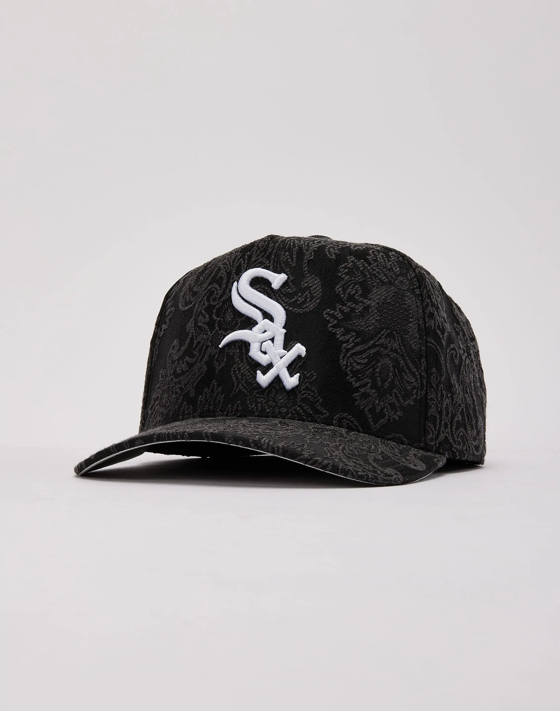 Mens Mitchell & Ness MLB Chicago White Sox Tapestry Pro Pinch Snapback Hat Mens Mitchell & Ness MLB Chicago White Sox Tapestry Pro Pinch Snapback Hat