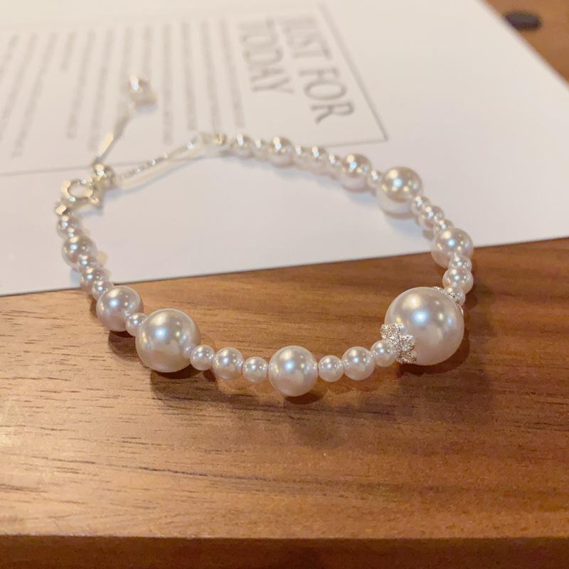French Vintage-Inspired Pearl Bracelet — Light Luxury, Niche Design, and Refined Elegance; A Versatile, High-End Beaded Accessory