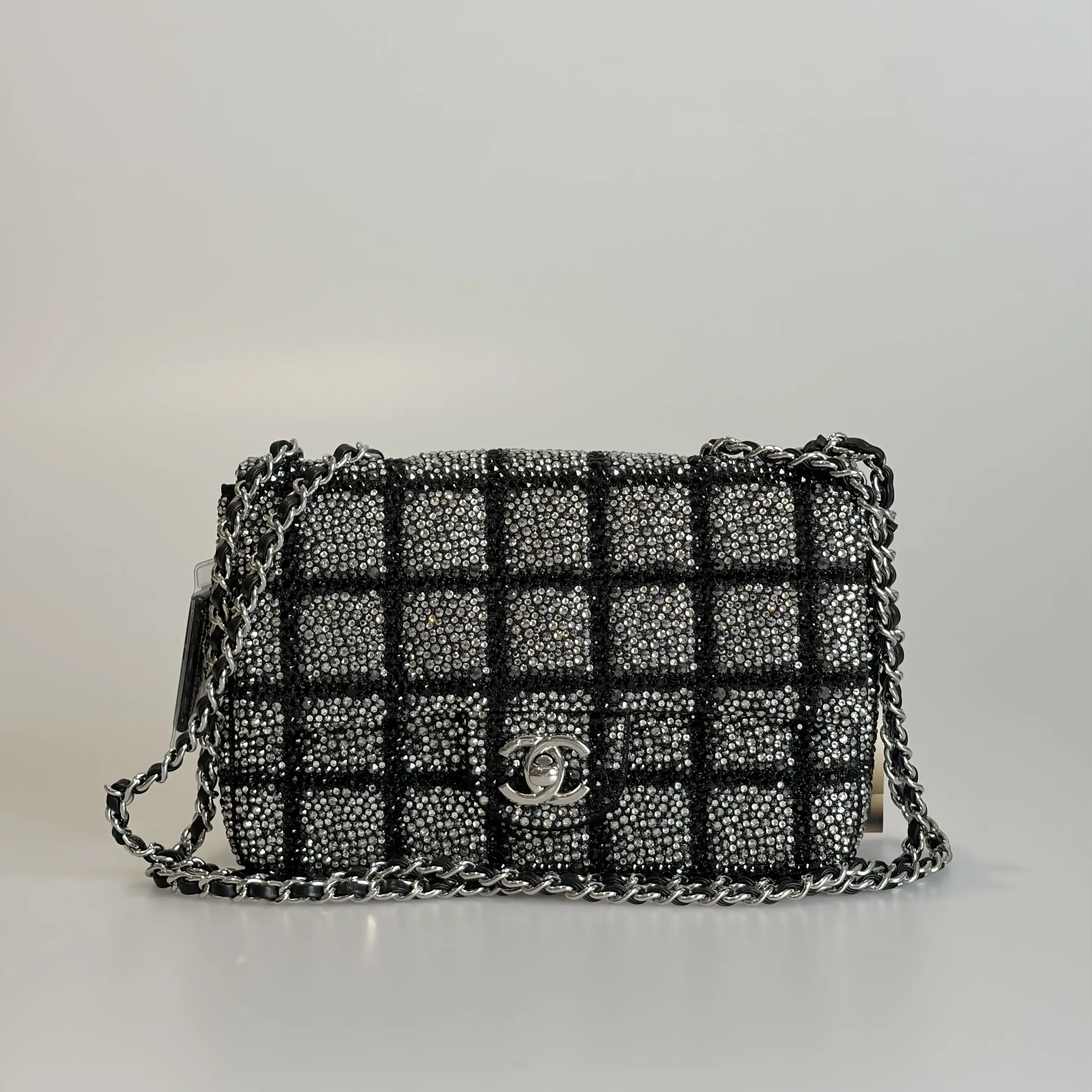 Pre-owned CHANEL Crystal-Embellished Shoulder Bag 25C Runway Full Crystal Classic Flap Evening Bag Black & Silver Quilted 47156503