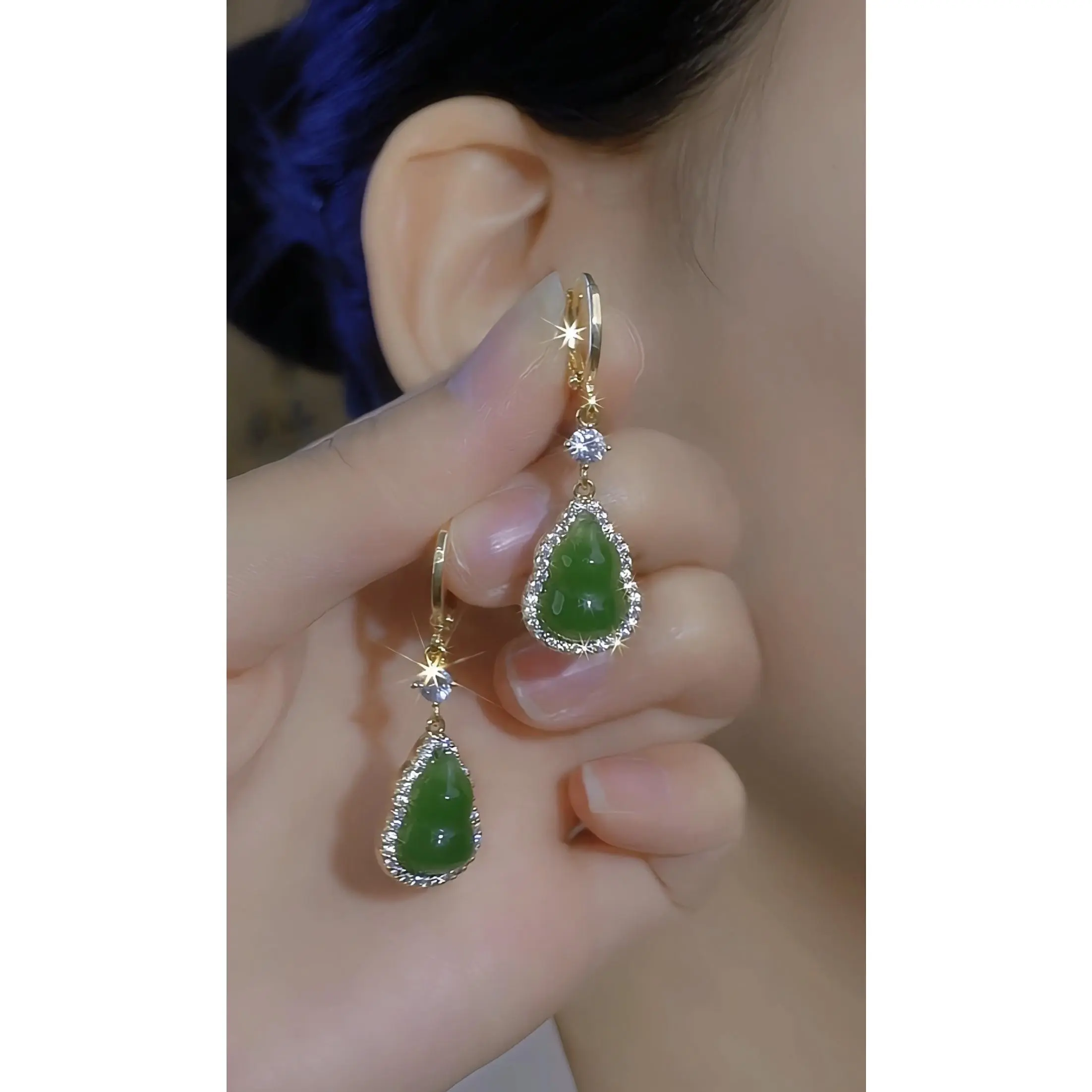 LisiZen New Chinese Style Trendy Emerald Green Gourd Earrings Women's Ear Clips National Style Fashion Accessories DZEH5886