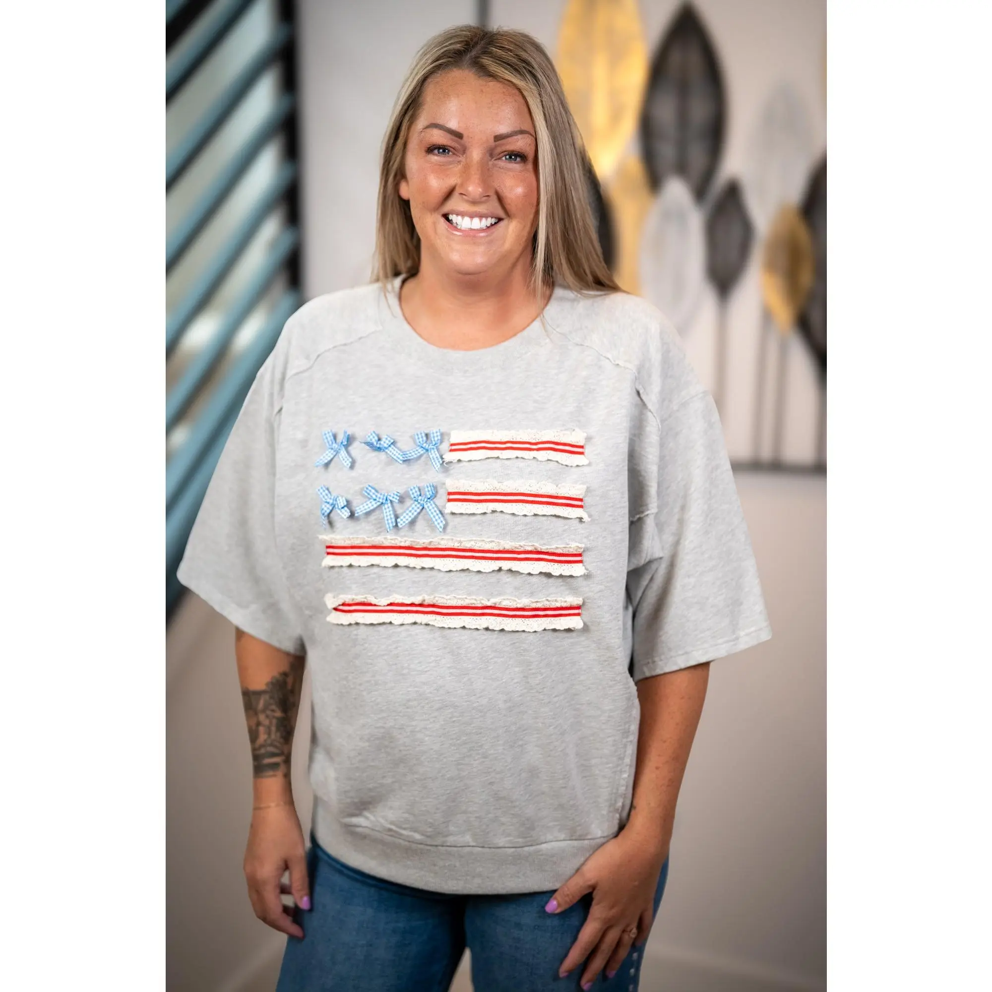 Easel Americana Ribbon Flag Pullover