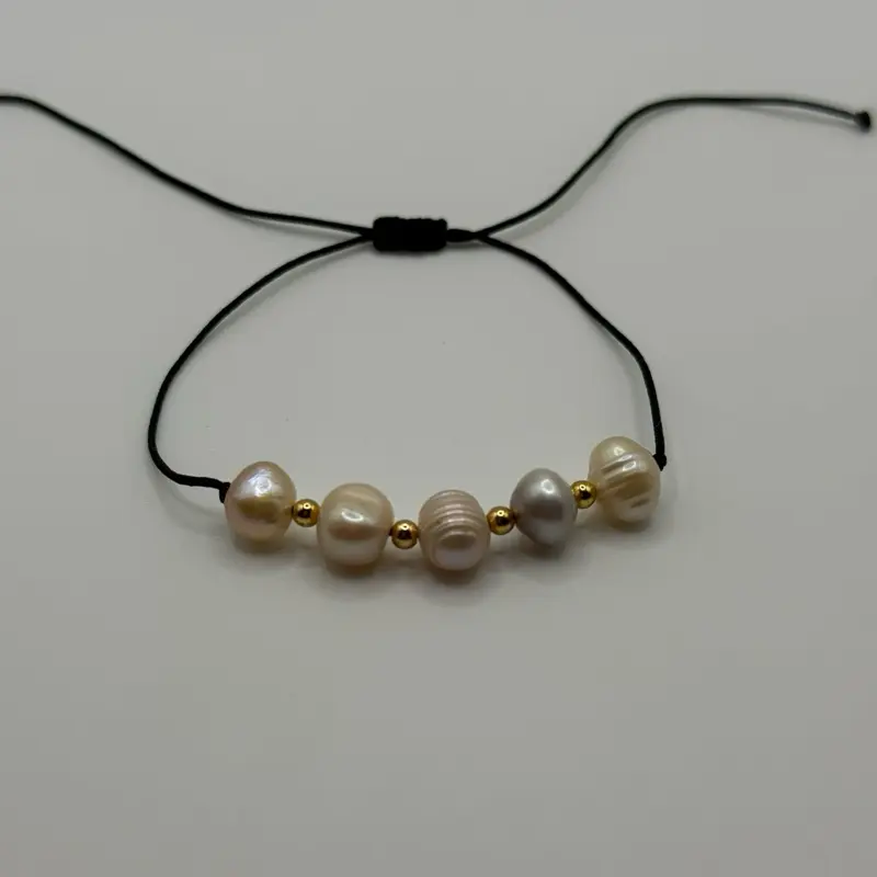 Elegant Dainty Alloy Bracelet, Adjustable 7-9in Fashion Accessory for Women