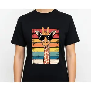 Retro Giraffe Sunglasses Graphic Tee, Funny Safari Animal Design, Perfect for Animal Lovers