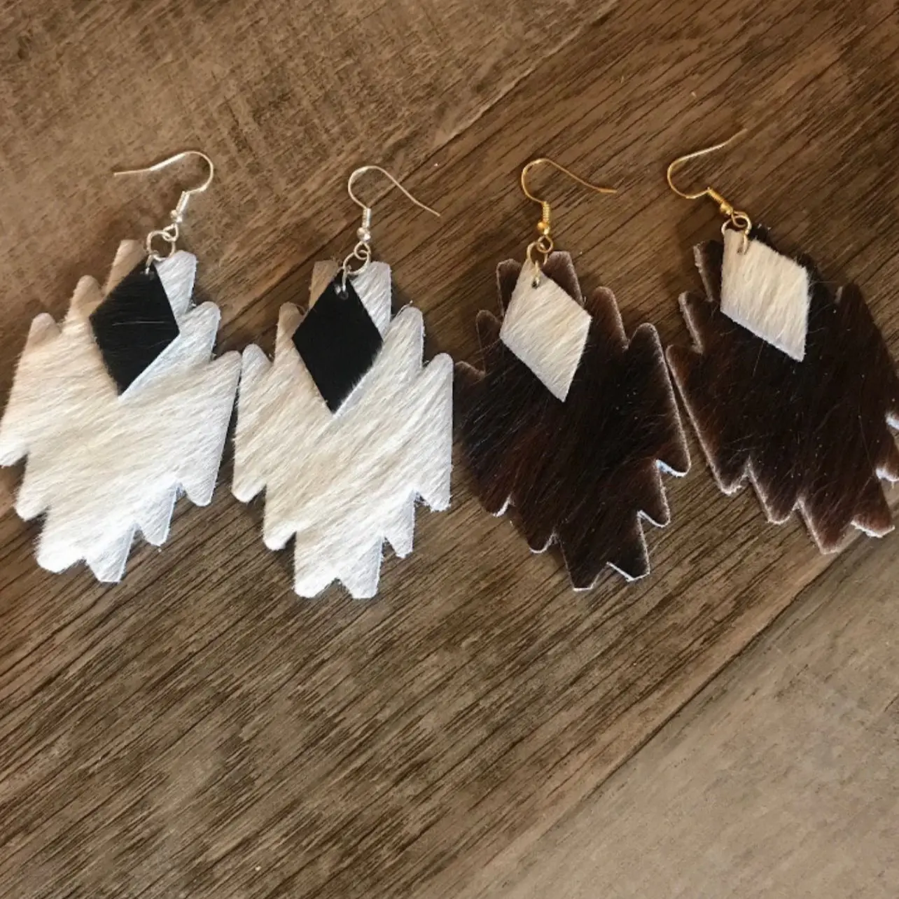 Natural Handmade Cowhide Earrings - Natural Cowhide Design with Round Shape and Simple Style