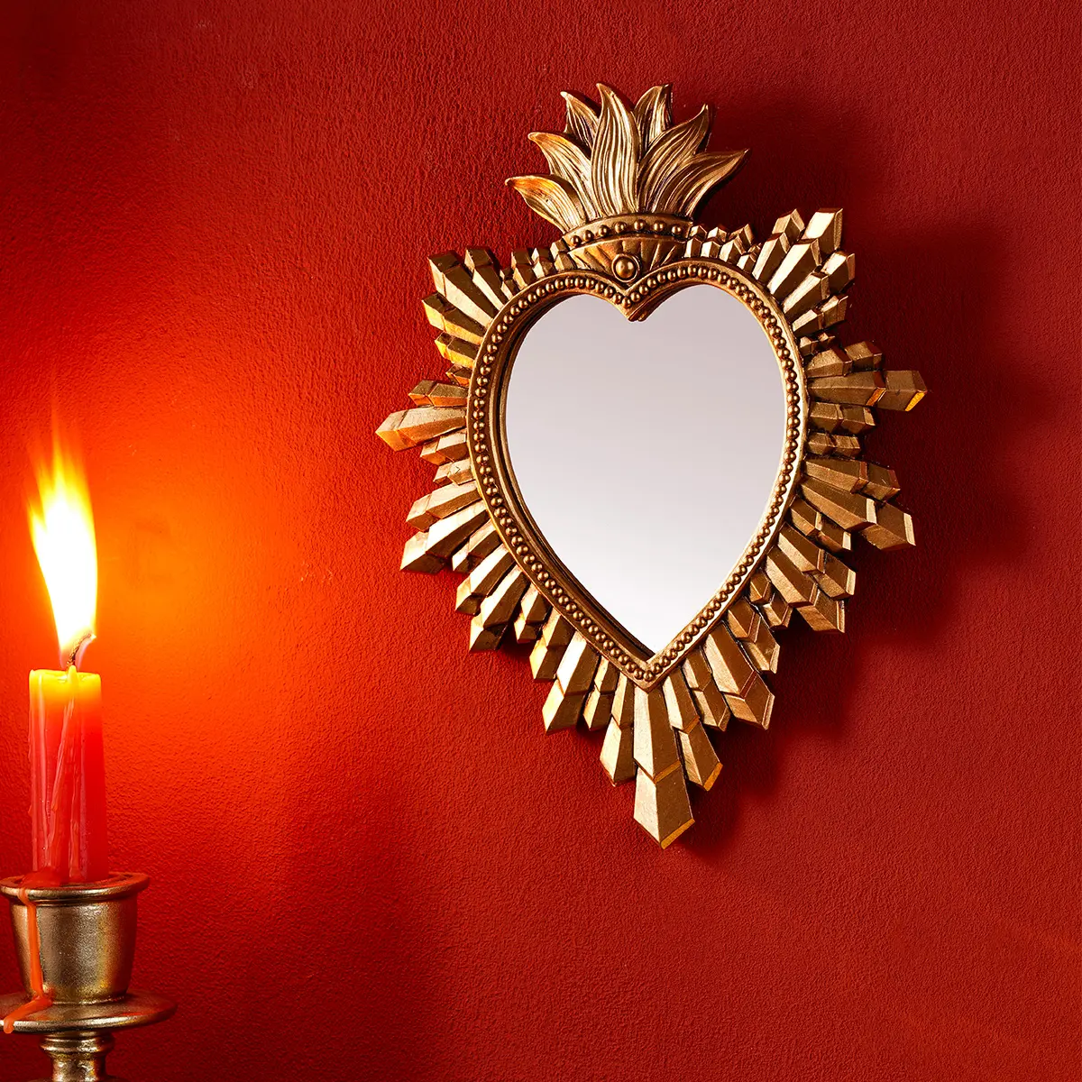 Flame Heart Decorative Hanging Ornament, Resin Material Sacred Heart Decoration, Religious Wall Decor, Home Wall Decor, Heart Rivet Decor