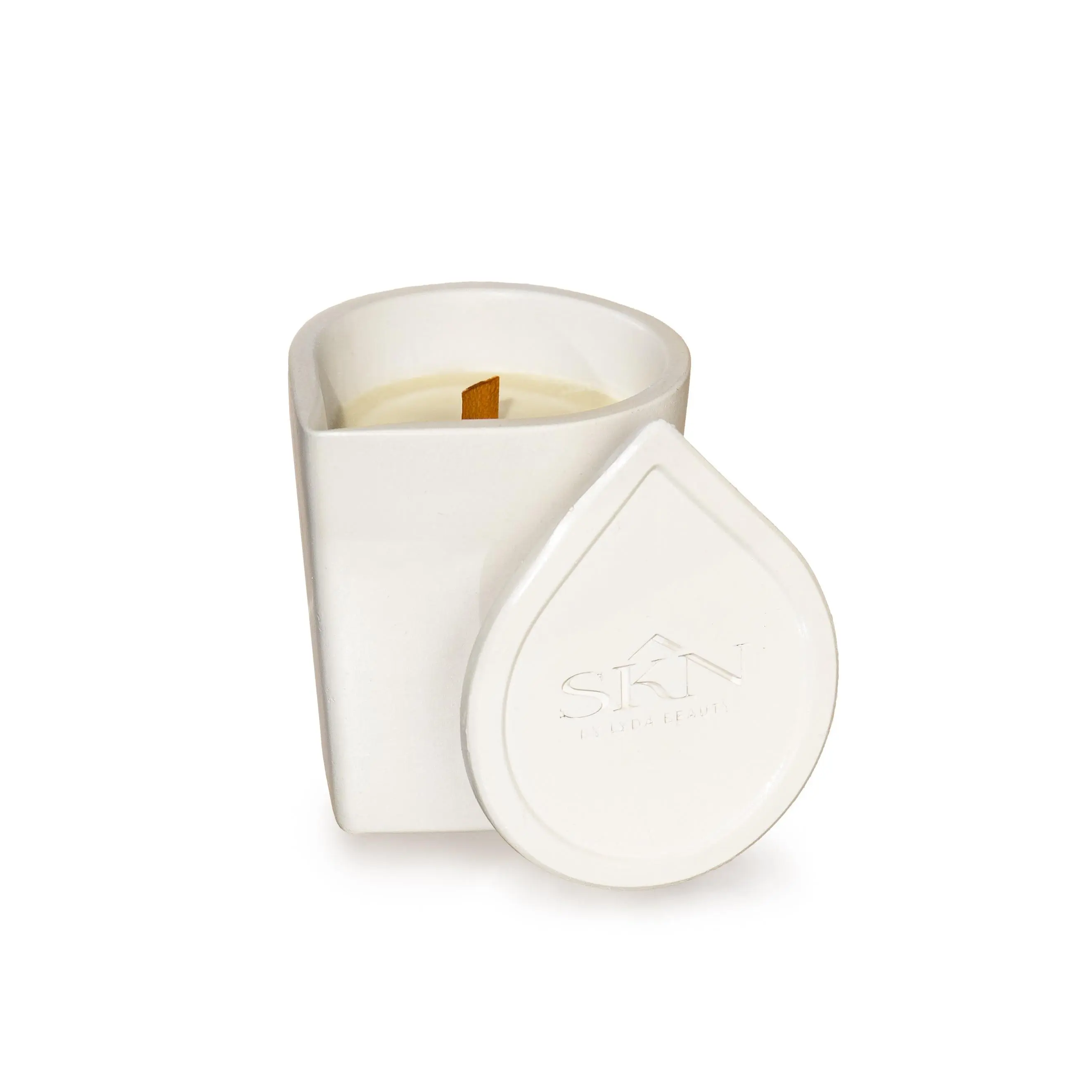 Lyda Beauty - Body Butter Candle Moisturizing Massage Candle with Cupuaçu & Kokum Butter - Vegan Skin Care & Self-Care Body Oil Candle