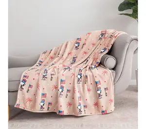 Berkshire Peanuts Americana 55x70 Velvetsoft Throw