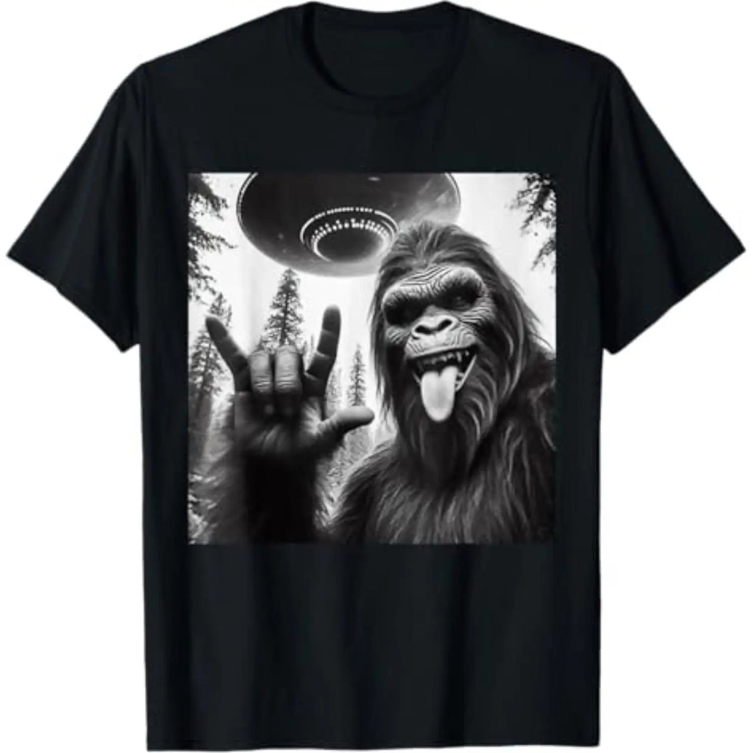 short sleeve shirt  Funny Sasquatch Bigfoot Rock On Selfie With UFO Alien T-Shirt