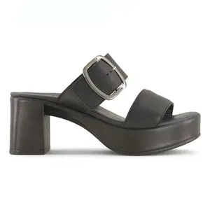 Naot Celeb Platform Sandal (123100)