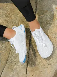 River tracing shoes, outdoor beach shoes, lightweight and breathable, non slip sole, unisex water wading shoes, suitable for beach, river tracing, fishing, swimming, hiking, drifting, rowing, etc, Water Sports Footwear
