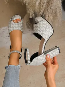 Thick Sole Fish Mouth Open Toe High Heel Sandals, Elegant Fashionable Sandals, Simple Fashion Waterproof Round Toe Buckle Women's Shoes, Perfect for Parties and Vacations