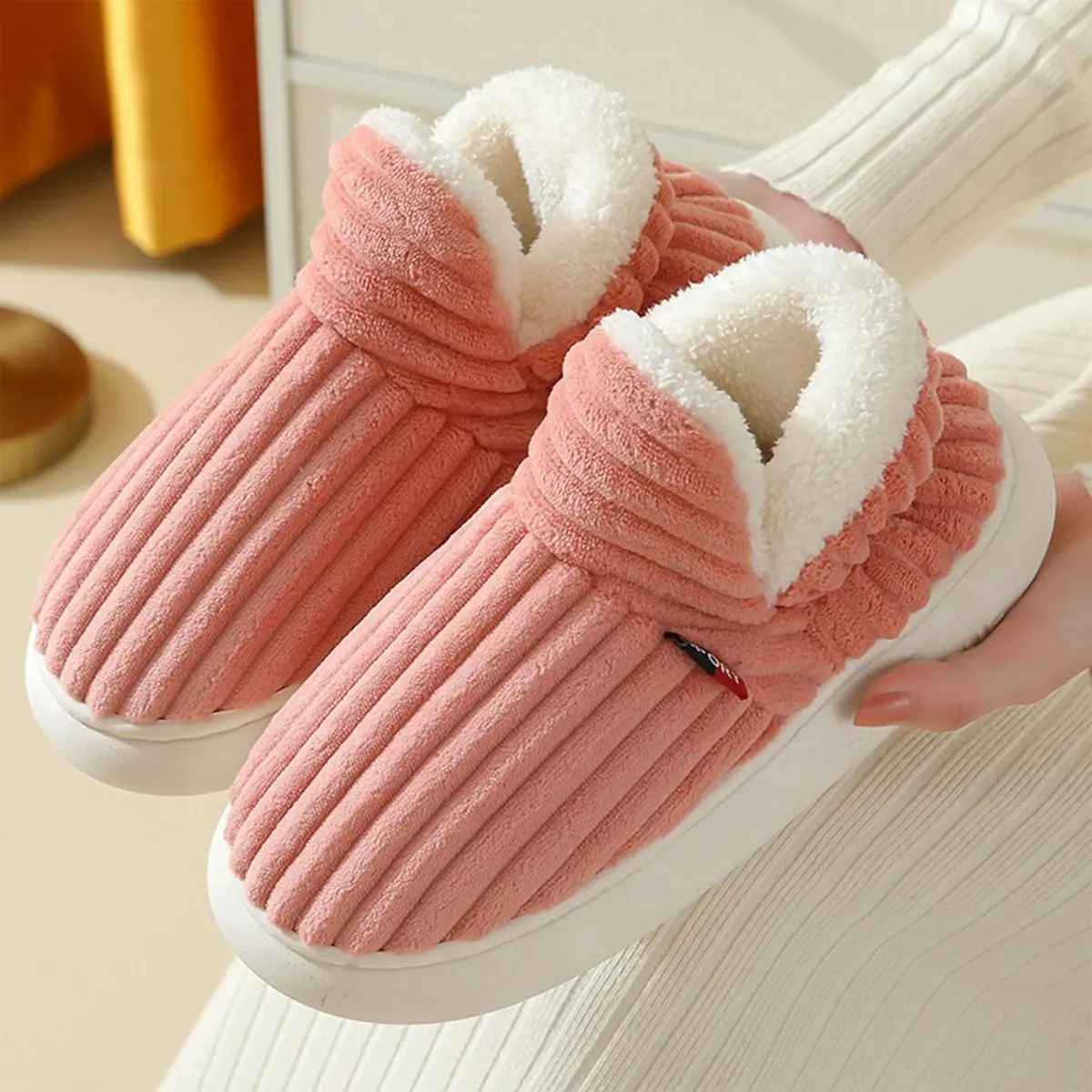 Cloud Shaped Fluffy Slippers for Women Men Winter Warm Cozy Fuzzy Anti Skid Booties Non Slip Indoor House Shoes with Soft Sole Comfort Footwear