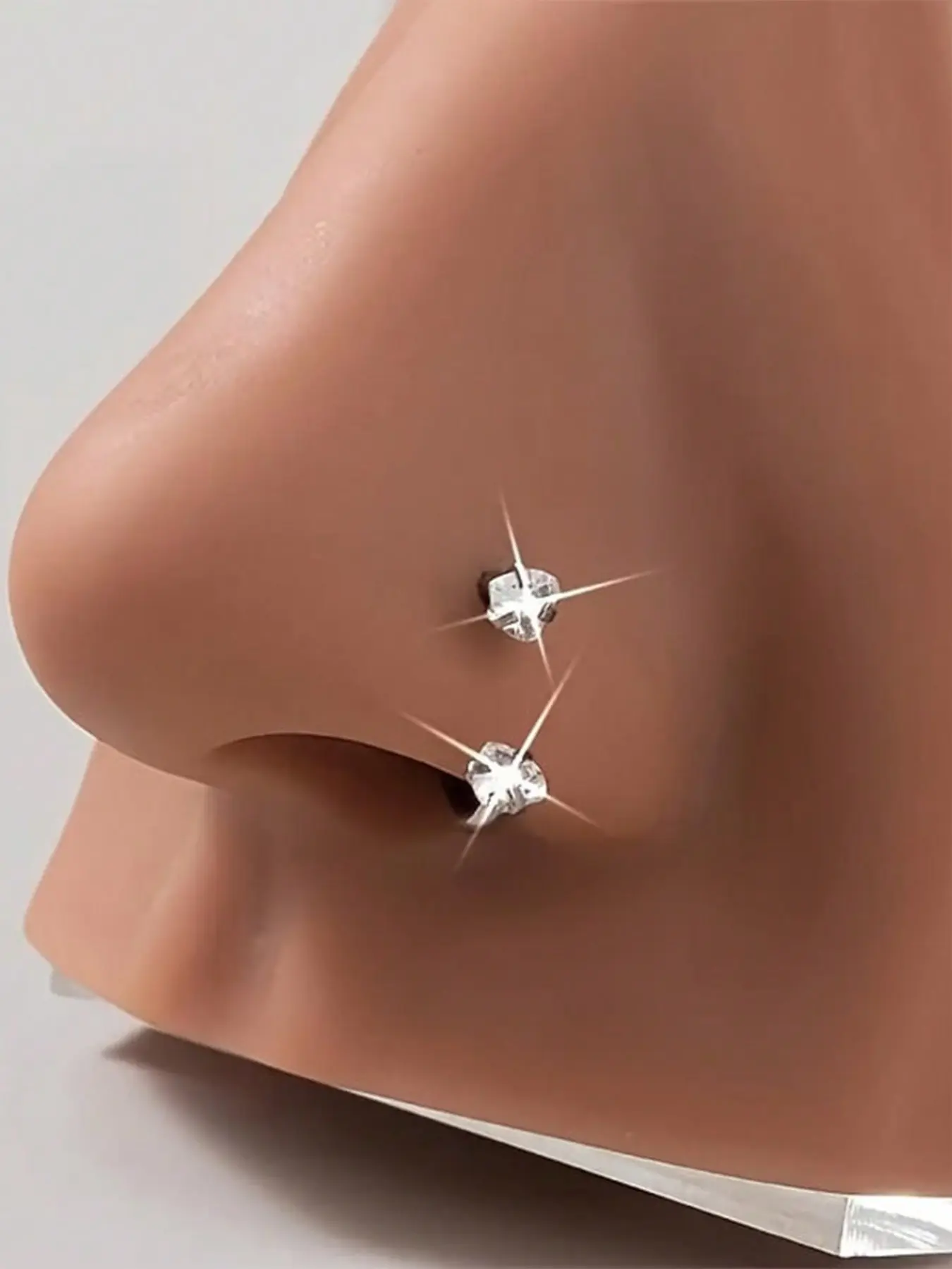 Fashionable Stainless Steel Heart-Shaped Nose Ring, Shiny Zirconia Stone, Women's Daily Wear, Body Jewelry, Nose Piercing Jewelry, Gift for Friends, Body Jewellery