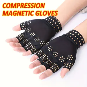 A Pair of Half-finger Gloves, Specifically Designed for Anti-slip Grip, Breathability, and Durability, Effectively Protects The Palm