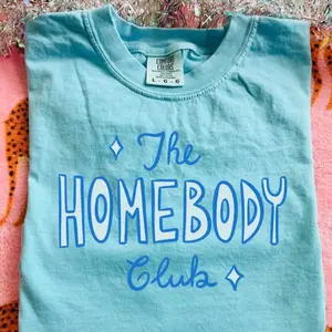 The homebody club tee