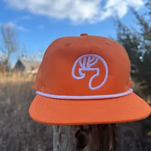 Deer Stuff Decky Orange/White