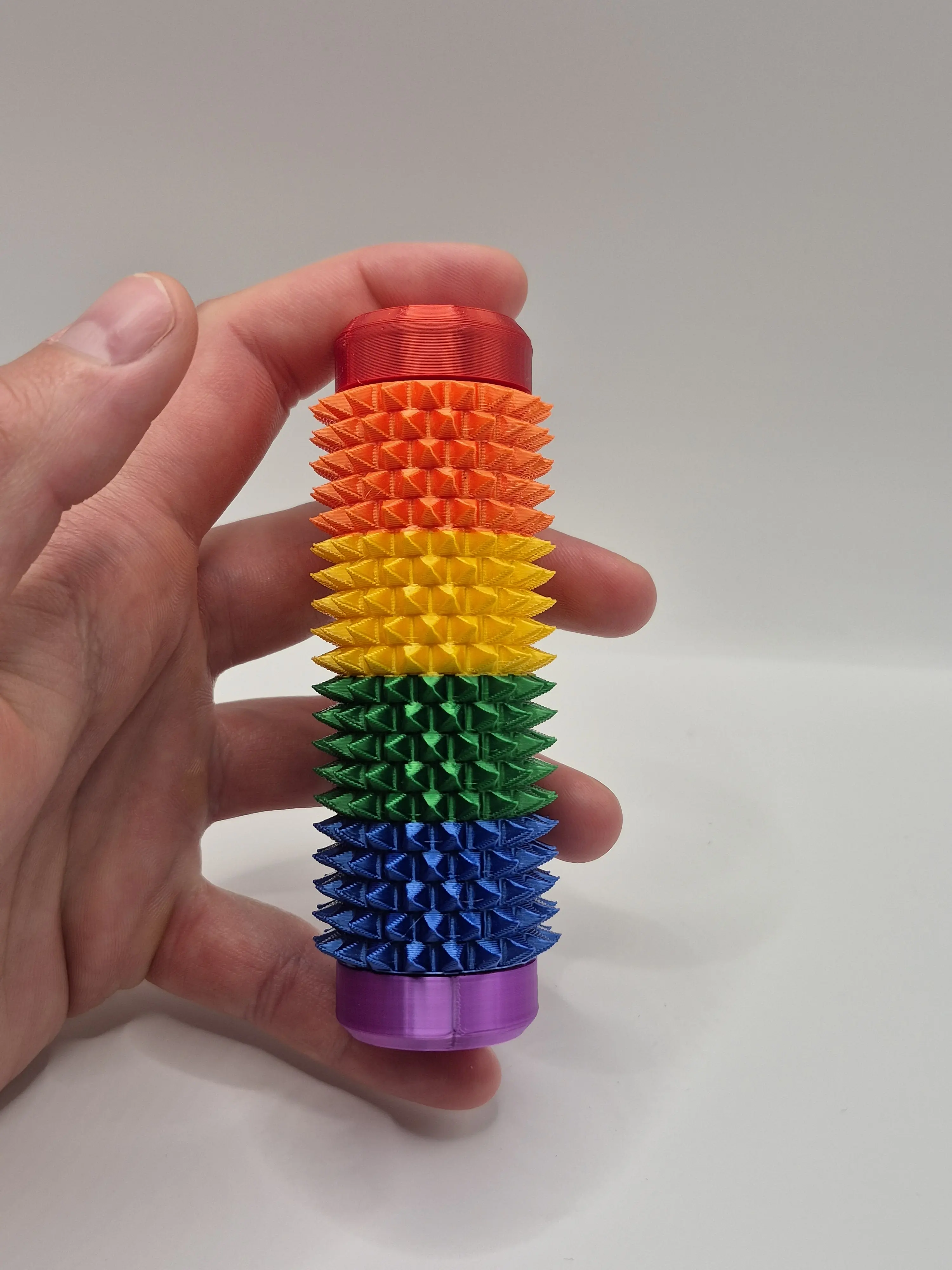 Tall Extra Spiky Fidget Roller Toy - Unisex Plastic Stress Relief Fidget Toy with Cool Lip Design, Suitable for Ages 12+