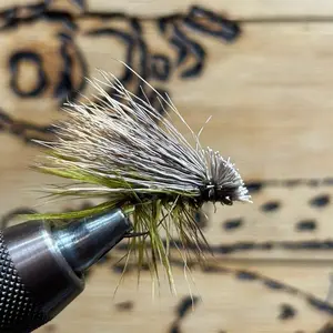 Elk Hair Caddis Olive Color Fly Fishing Lure with Natural Feathers for Enhanced Catch