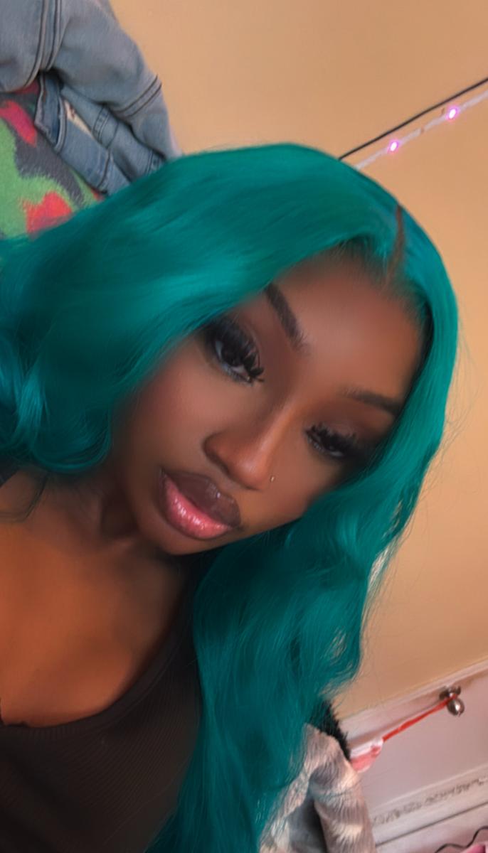 Item: 13x6 Lace Wig, 32