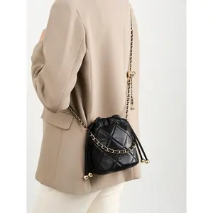 Women's Genuine Leather Crossbody Bag, Diamond-shaped Genuine Leather Casual Shoulder Bag, Drawstring Convenient Opening and Closing Design, Soft and Comfortable To The Touch, Durable and Wear-resistant