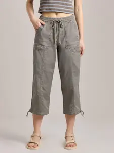 Cherianne Solid Crop Pant