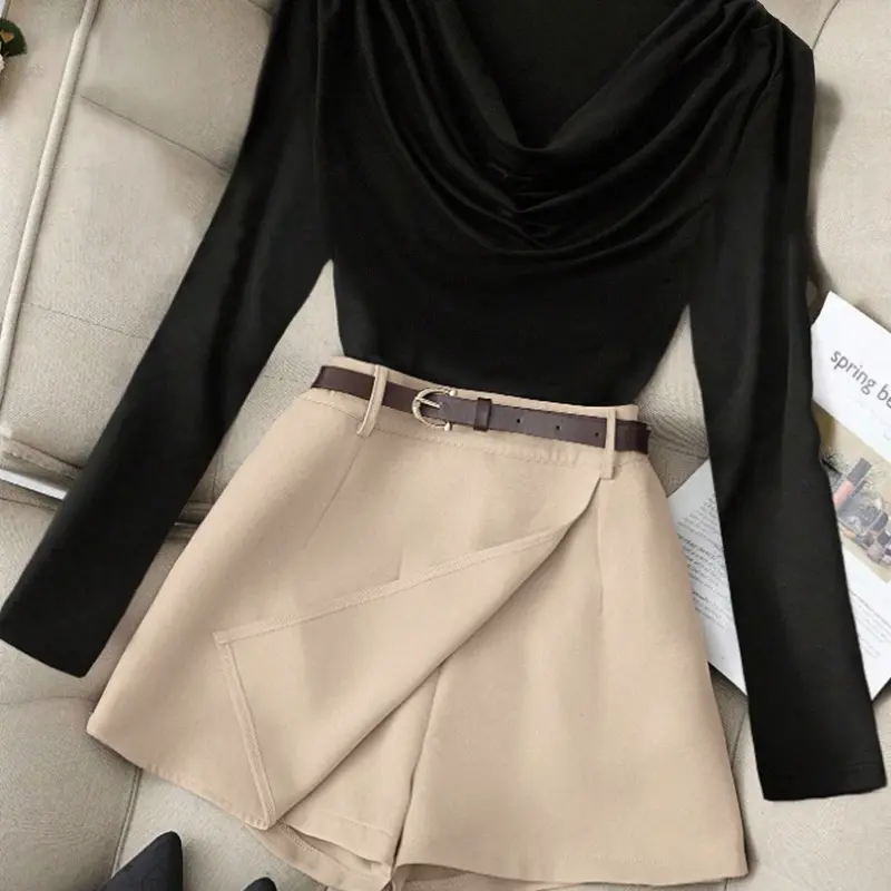 Elegant Women's Fall Winter Commuter Two-Piece Set Suits, Solid Color Pleated Blouse and Mini Skirt Pants, Stylish Office Wear Outfit Top, Fashion Business Outfits