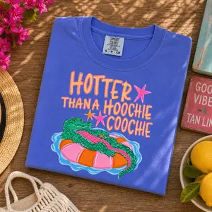 Hotter Than A Hoochie Coochie Shirt - Funny Gator Summer Tee - Comfort Colors Beach Shirt - Crocodile Vacation T-Shirt - Trendy Summer Outfit