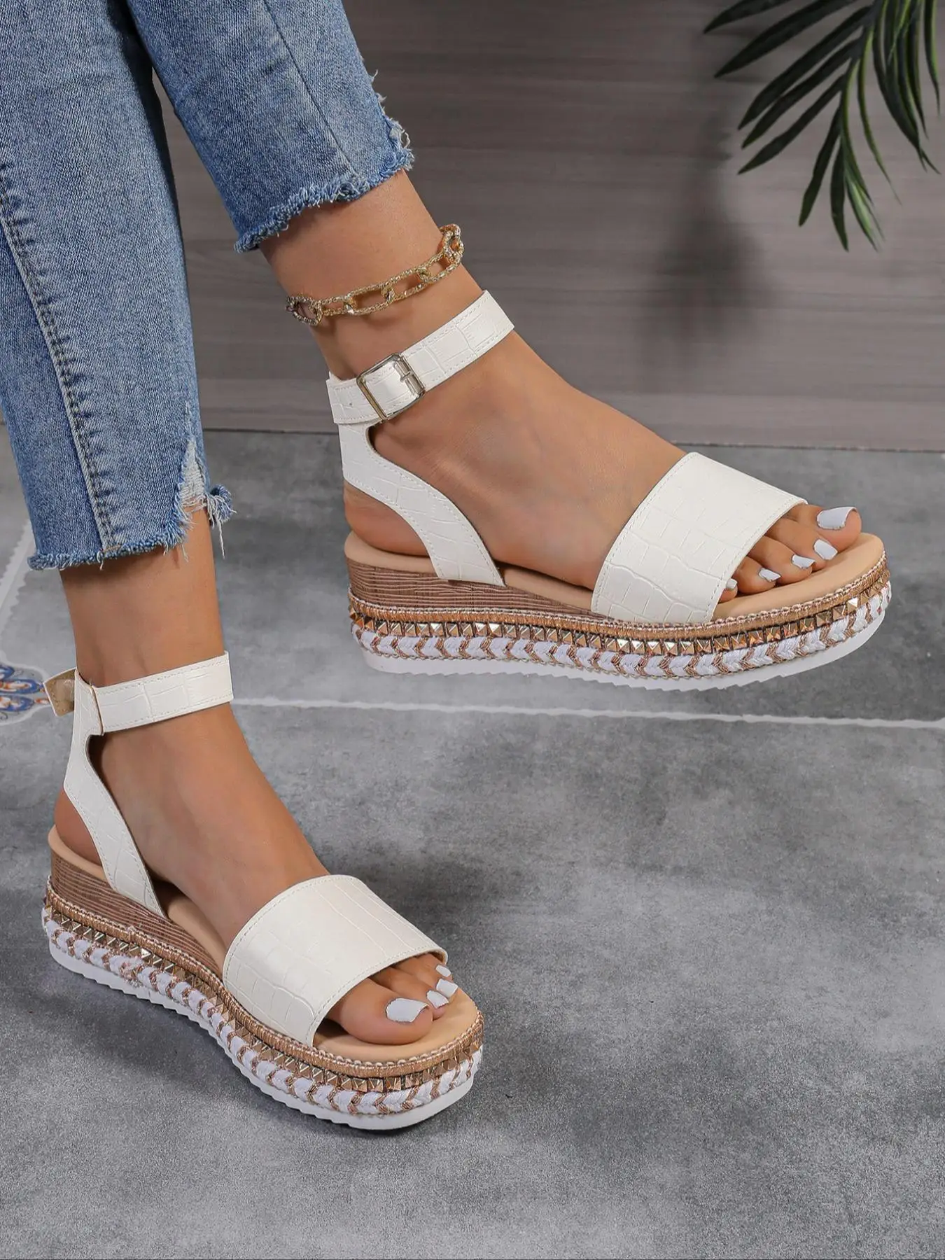 Women's Fashionable Solid Color Buckle Strap Wedges Sandals, Thick Sole Slingback Sandals, Casual Versatile Comfortable Sandals for Summer 2024
