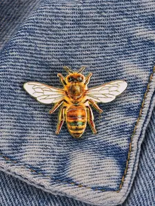 Bee Enamel Brooch Pin fashion Decorative Brooches Ornaments Lapel Bag Badges Jewelry Gifts