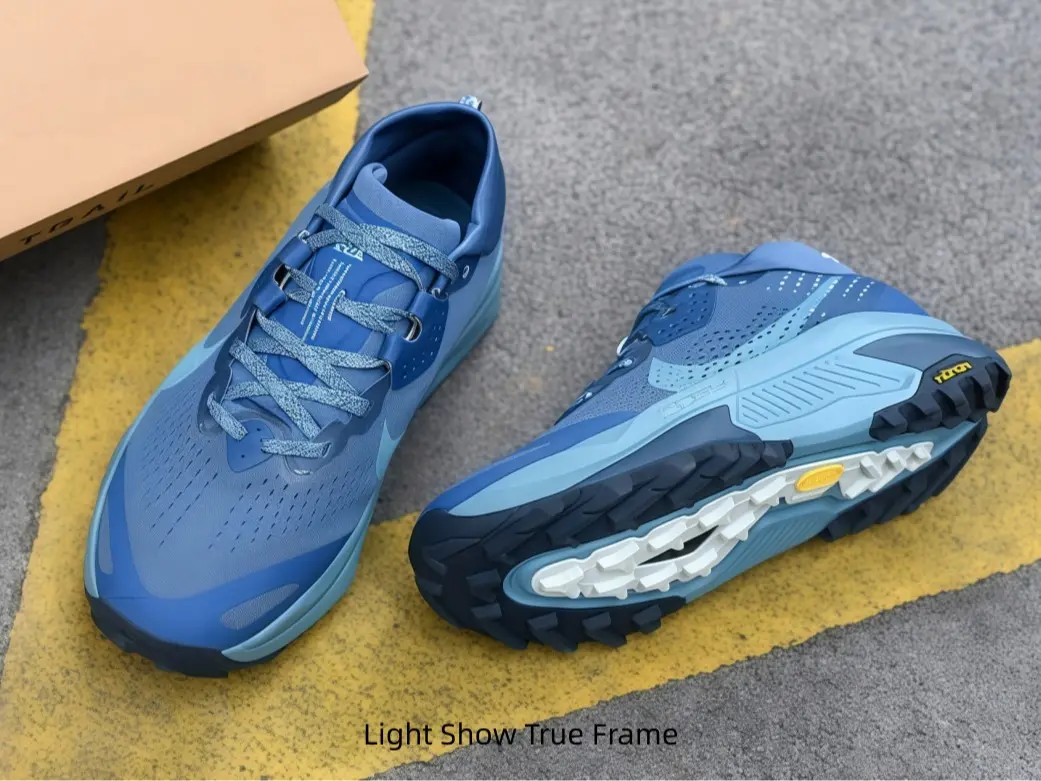 Ventilated perforated mesh uppers of these trail athletic shoes cut down stuffiness on long summer treks, sturdy reinforced toe panels guard against scrapes from sharp rocky protruding surfaces outdoors.