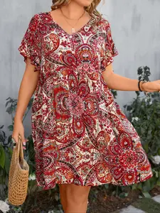 Elegant Women's Plus Size Floral Print Halter Neck Dress, Summer Casual Loose Fit, Slimming Bodycon Design, Perfect for Daily Wear & Vacation