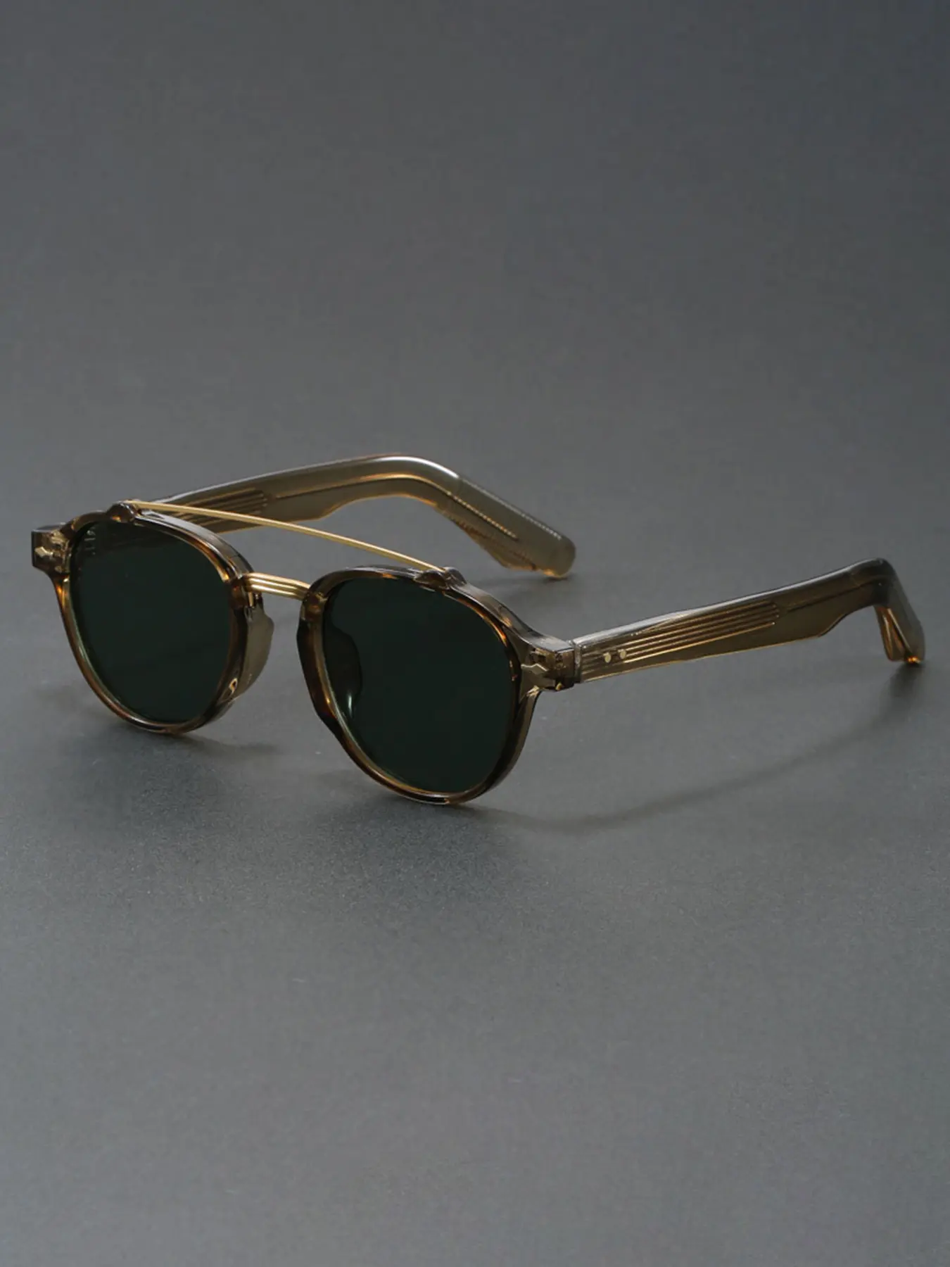 Caterside Sunglasses with Packaging, Vintage Round Frame Design, Unisex Casual Style, Perfect for Beach Weddings, Travel, Music Festivals